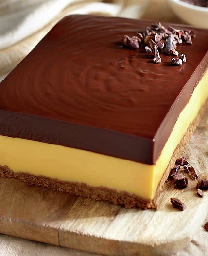 Tarta de la abuela de flan con galletas y chocolate