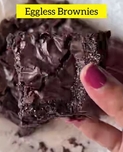 Eggless Fudgy Brownies