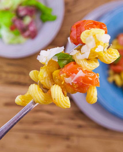 Pasta with Cherry Tomato Marinara