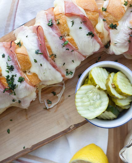 Pull-Apart Ham and Cheese Baguette Recipe