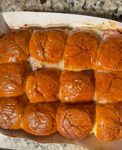 Simple Ham and Cheese Sliders 