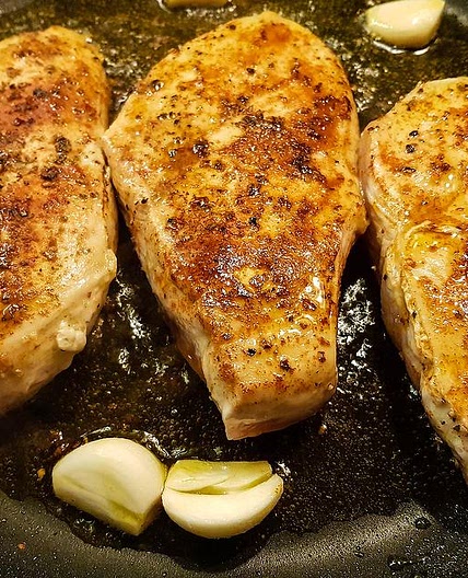 4-Ingredient Garlic Butter Roasted Chicken Recipe Is Culinary Magic