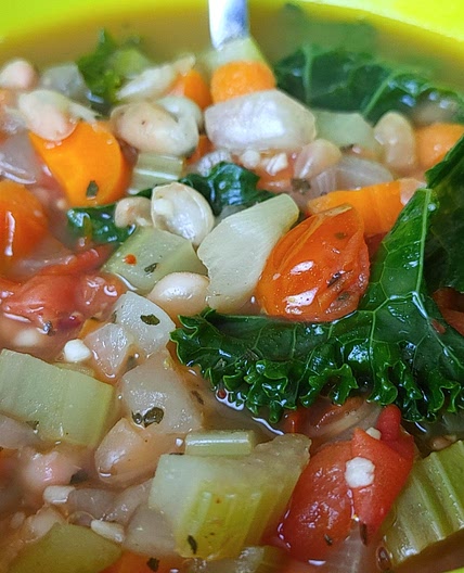 Tuscan White Bean Soup with Kale