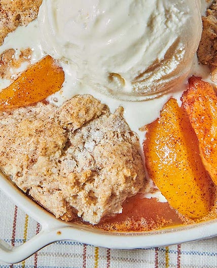 Easy Peach Cobbler