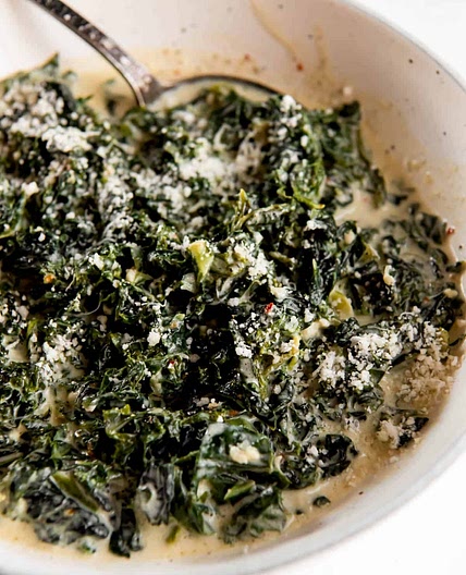 Coconut creamed kale 
