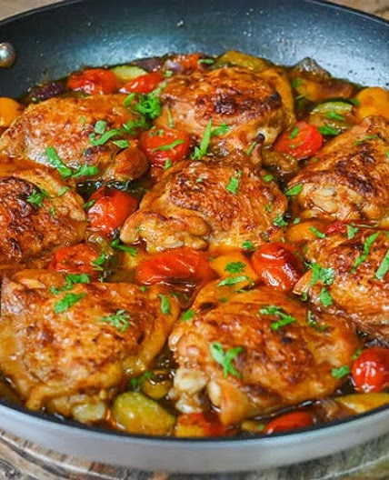 Braised chicken thighs