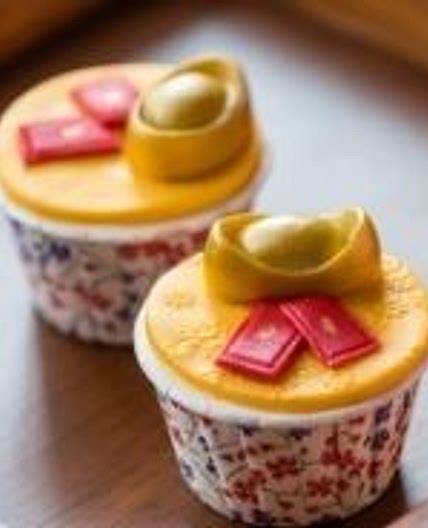 THE TRADITIONAL CHINESE NEW YEAR CAKE