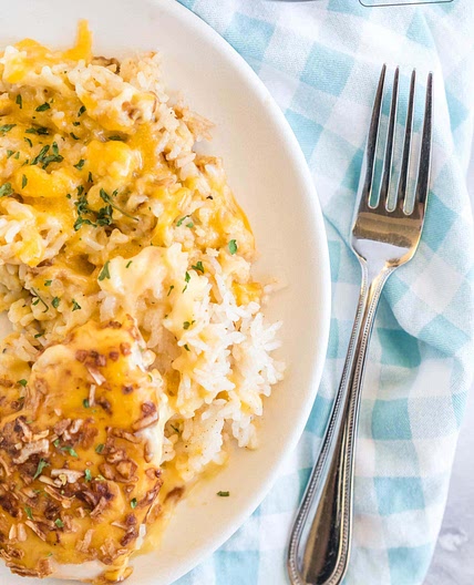 Cheesy Chicken and Rice Casserole