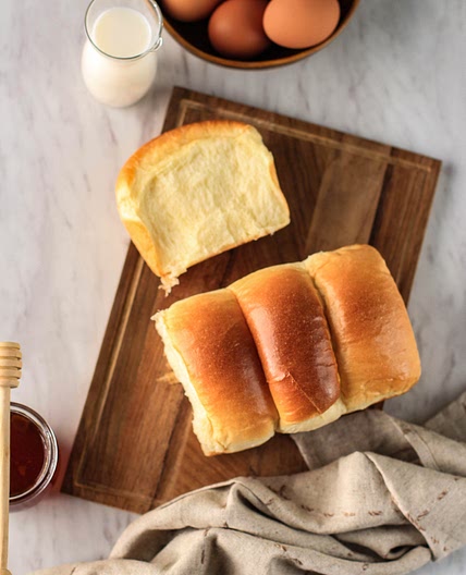 Easy Sweet Milk Bread Recipe (Soft and Fluffy)