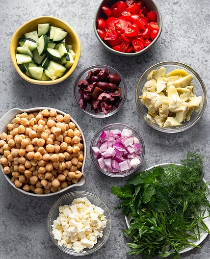 Chickpea salad with lemon garlic dressing