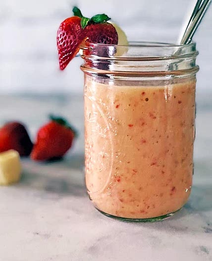 Banana Mango Strawberry Smoothie