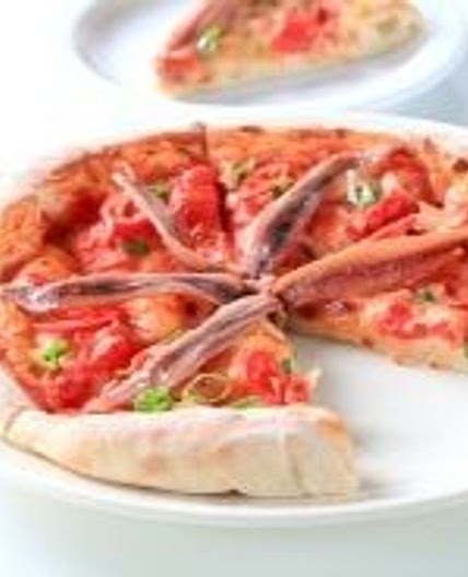Pizza with anchovies and capers