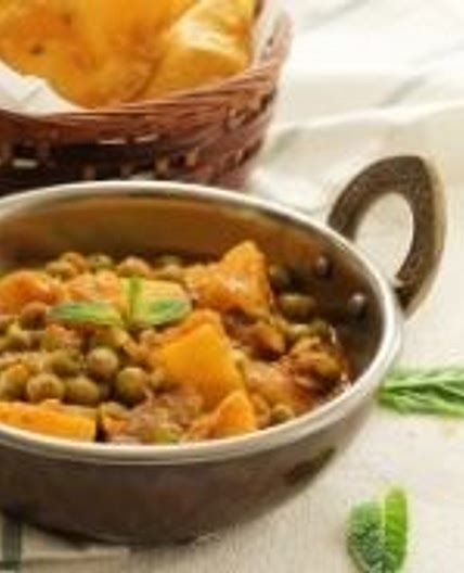 Matar Mushroom Sabzi