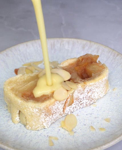 Easy vegan Apple Strudel