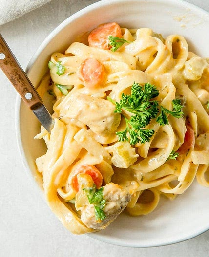 One Pot Creamy Chicken and Noodles