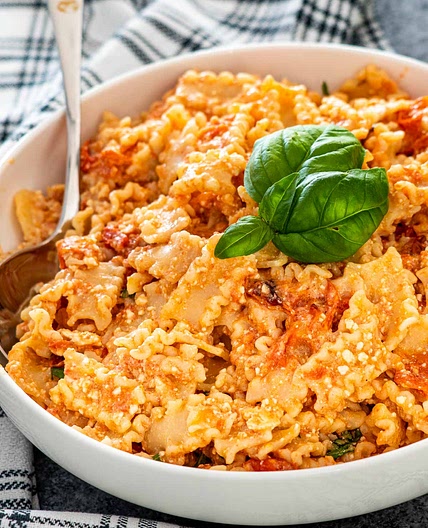 Baked Feta Pasta (Tik Tok Pasta)