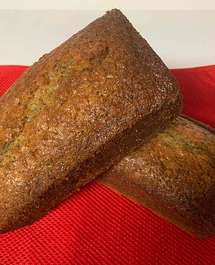 Lemon poppyseed loaf