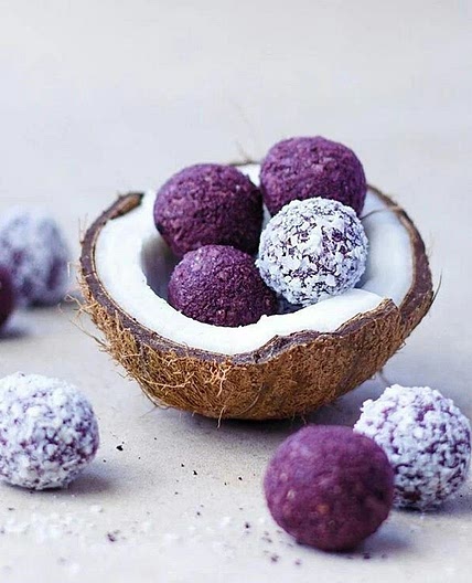 Raspberry Energy Bites