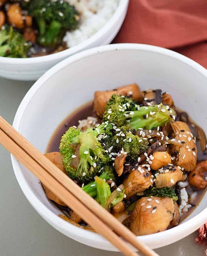 Chicken and Broccoli Stir-Fry (One-Pan and Paleo)