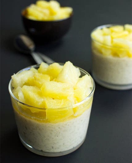 Creamy Coconut Pudding with Pineapple