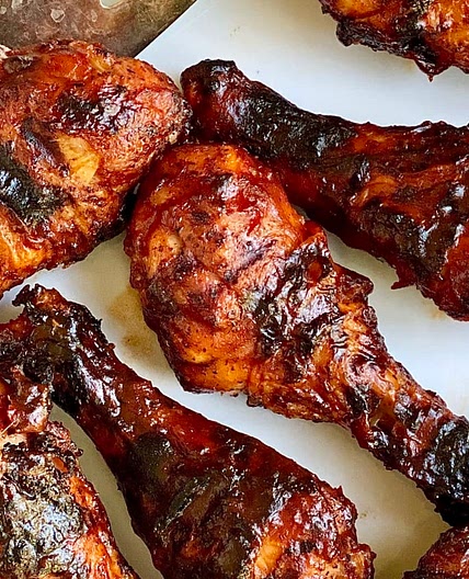 Easy Spice-Rubbed Grilled Chicken Drumsticks with BBQ Sauce