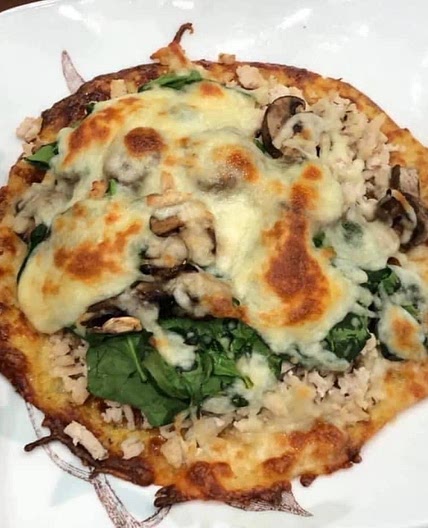 Spinach, Mushroom, and Turkey Pizza 🍕