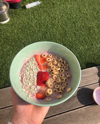 Strawberry smoothie bowl🍓