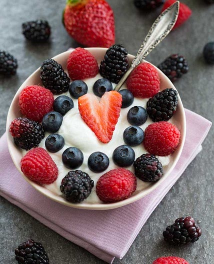 Granola overnight Greek yogurt