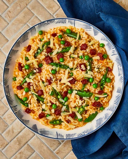 One pot cheesy chorizo and pea risotto