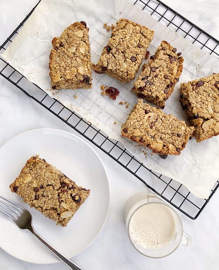 Dairy-Free Baked Oatmeal Bars