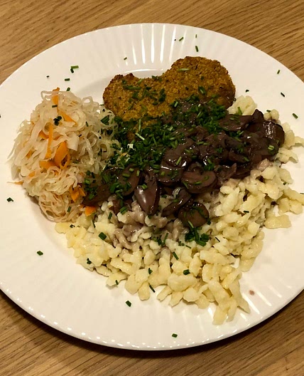 31. Meat-free Schnitzel with Spätzle and Sauerkraut 