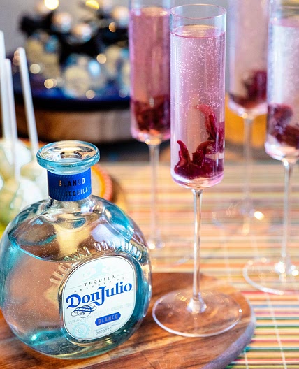 Rosella Blanco Cocktail