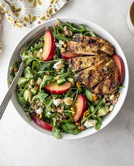 Grilled Chicken and Arugula Salad