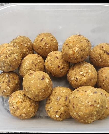 Carrot protein balls