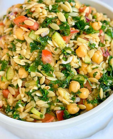 Orzo kale salad