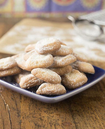 Polvorones de Limón: Citrus Shortbread Cookie Recipe