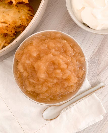 Slow Cooker Opal Applesauce
