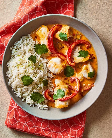 Brazilian-style haddock moqueca with zesty lime rice