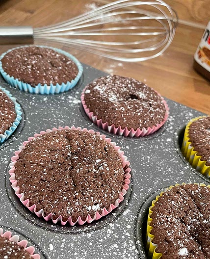 Gooey Nutella Muffins 