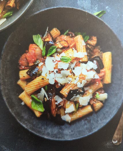 Roasted aubergine pasta