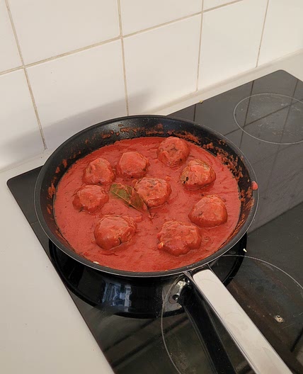 Balletjes in de tomatensaus op Jana's wijze
