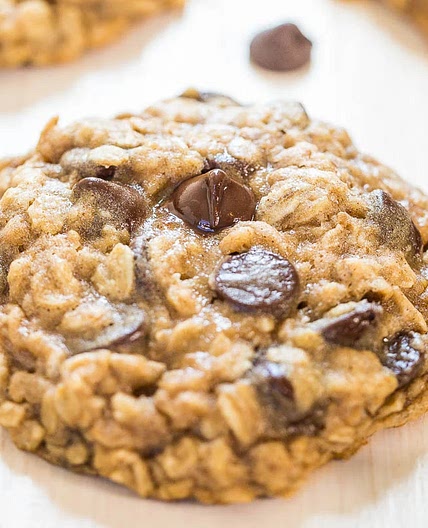 Chewy Oatmeal Chocolate Chip Cookies