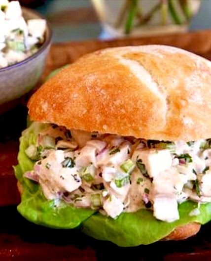 Bambania Salad Sandwich