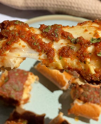 Baguette pizza bites 