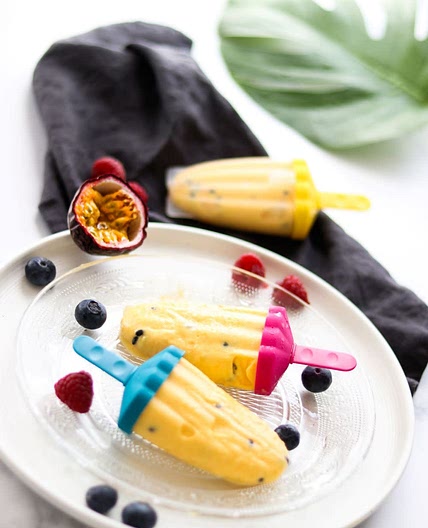 Tropikalne lody mango-marakuja-kokos