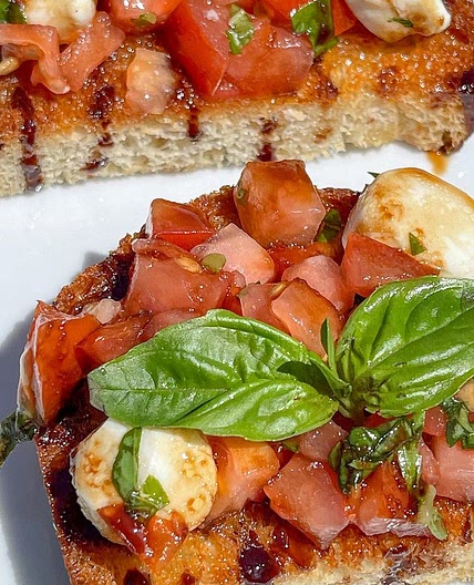 BRUSCHETTA WITH MOZZARELLA