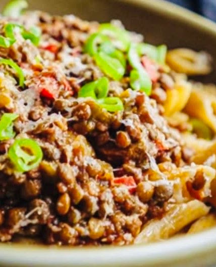 Rishti Bi Adas or “Pasta with Lentils”