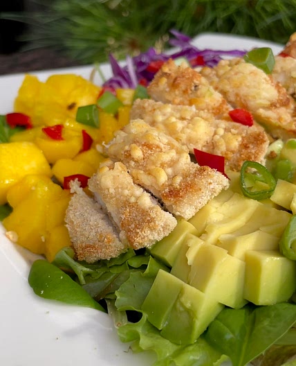 Mango salad with parmesan chicken 