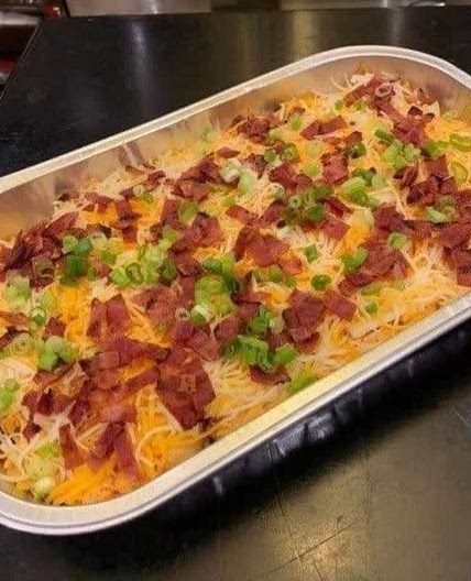 Loaded Cauliflower and Buffalo Chicken Casserole