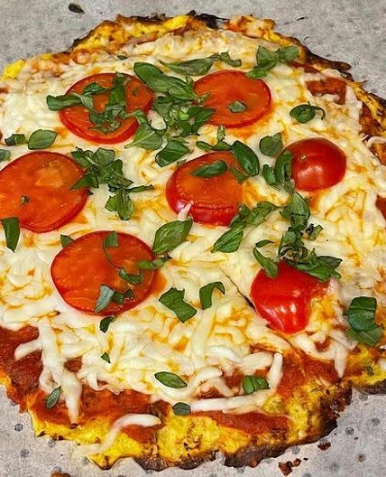 Spaghetti Squash Crust Pizza